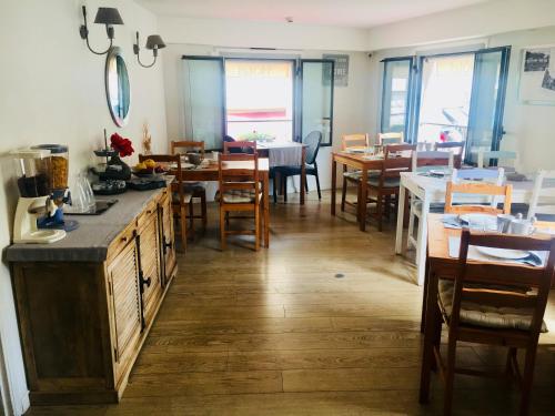 hotel la victoire