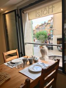 hotel la victoire