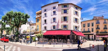 hotel la victoire