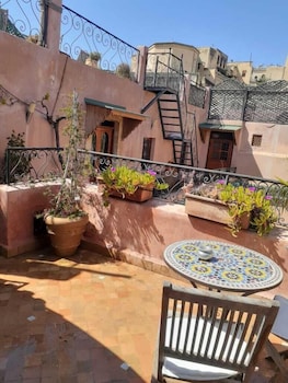 fes