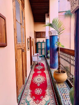 fes