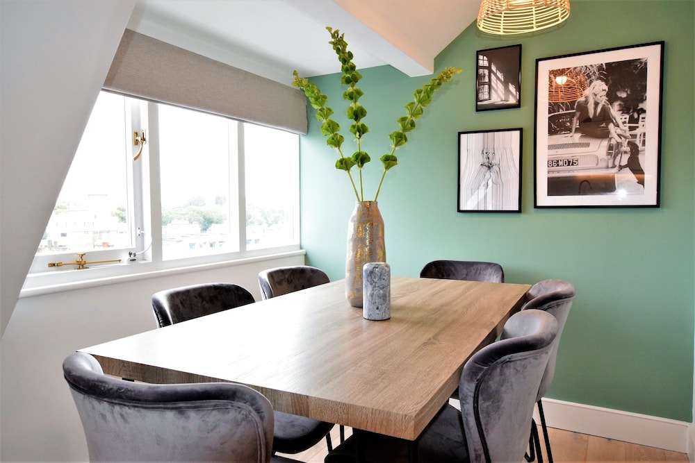 frederick place your apartment