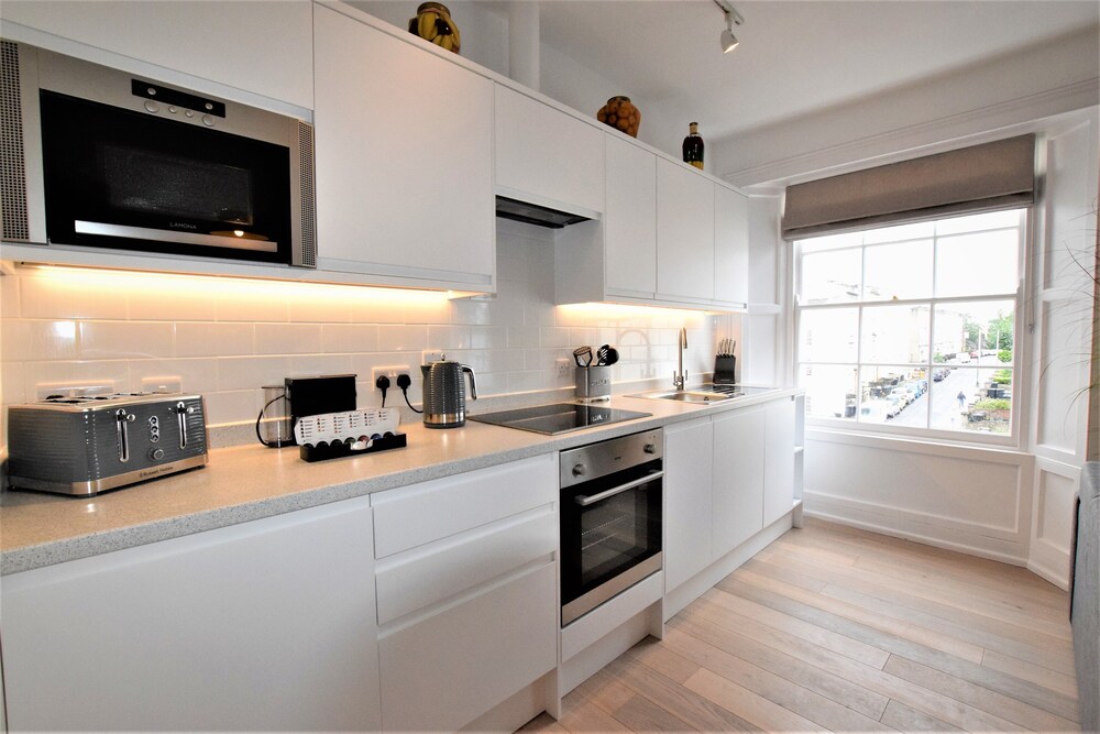 frederick place your apartment