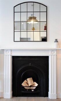 frederick place your apartment