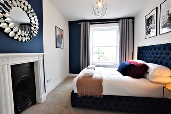 frederick place your apartment