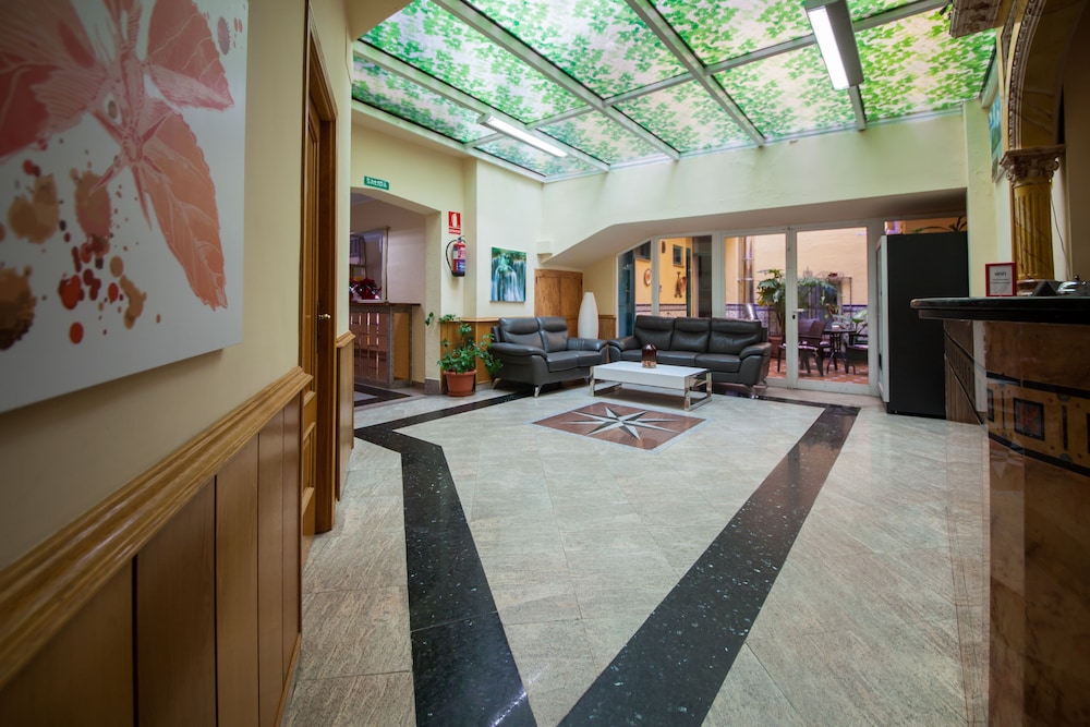 hotel agur