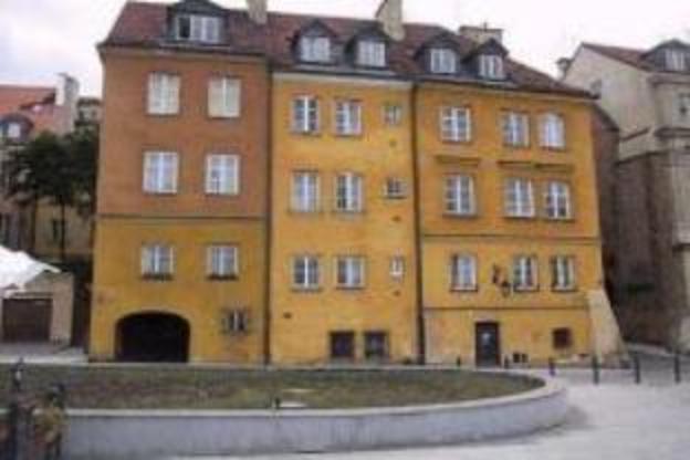 old town kanonia hostel and apartments