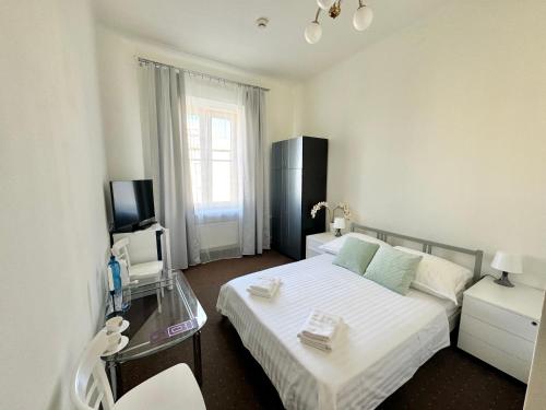 hotel mazowiecki wow