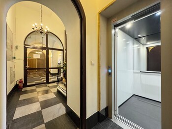 hotel mazowiecki wow