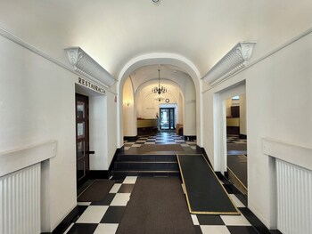 hotel mazowiecki wow