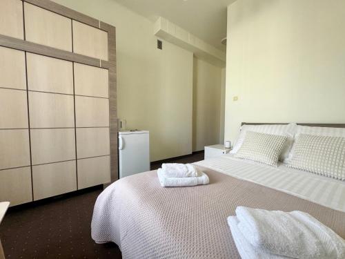 Hotel Mazowiecki Wow,Srodmiescie>>Nowy Dwor Mazowiecki,2 star