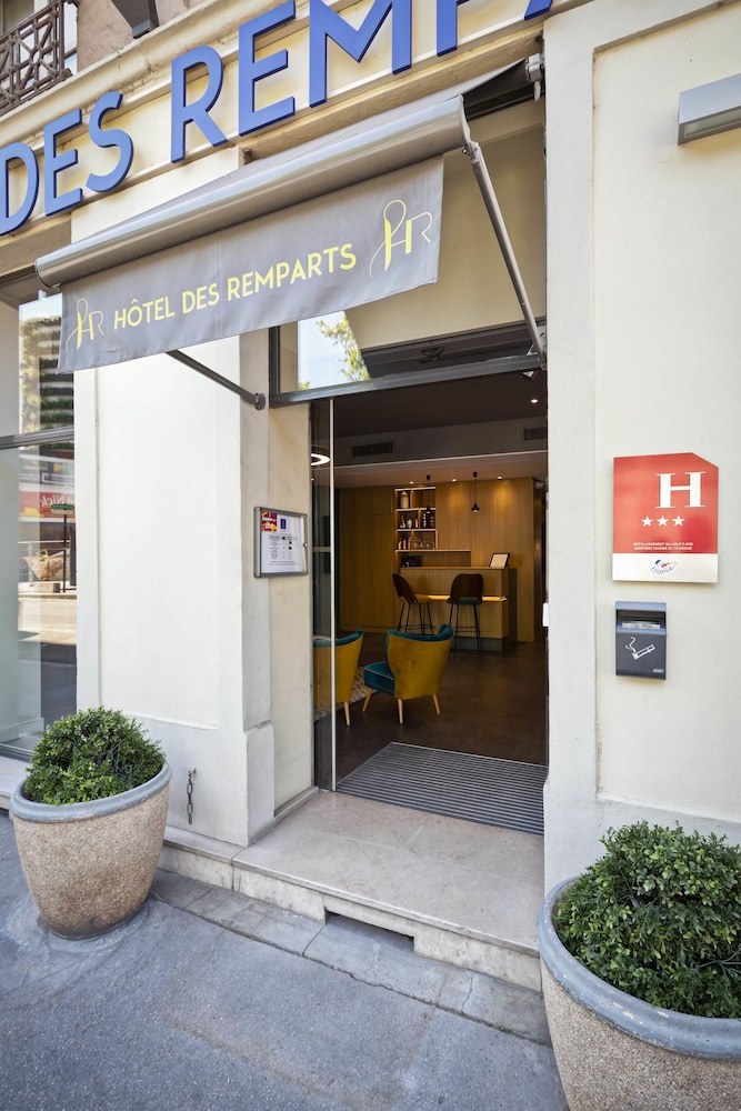 hotel des remparts