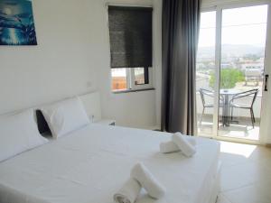 sunshine hotel