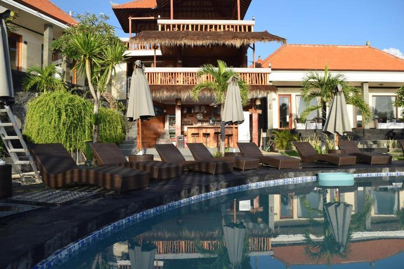 Pandawa Beach Resort And Spa Luxury,Nusa Penida>>Bali,3.5 star