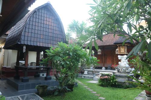 sekar waru homestay