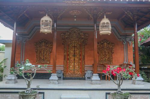 sekar waru homestay