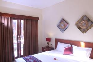 sekar waru homestay