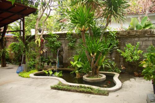 sekar waru homestay