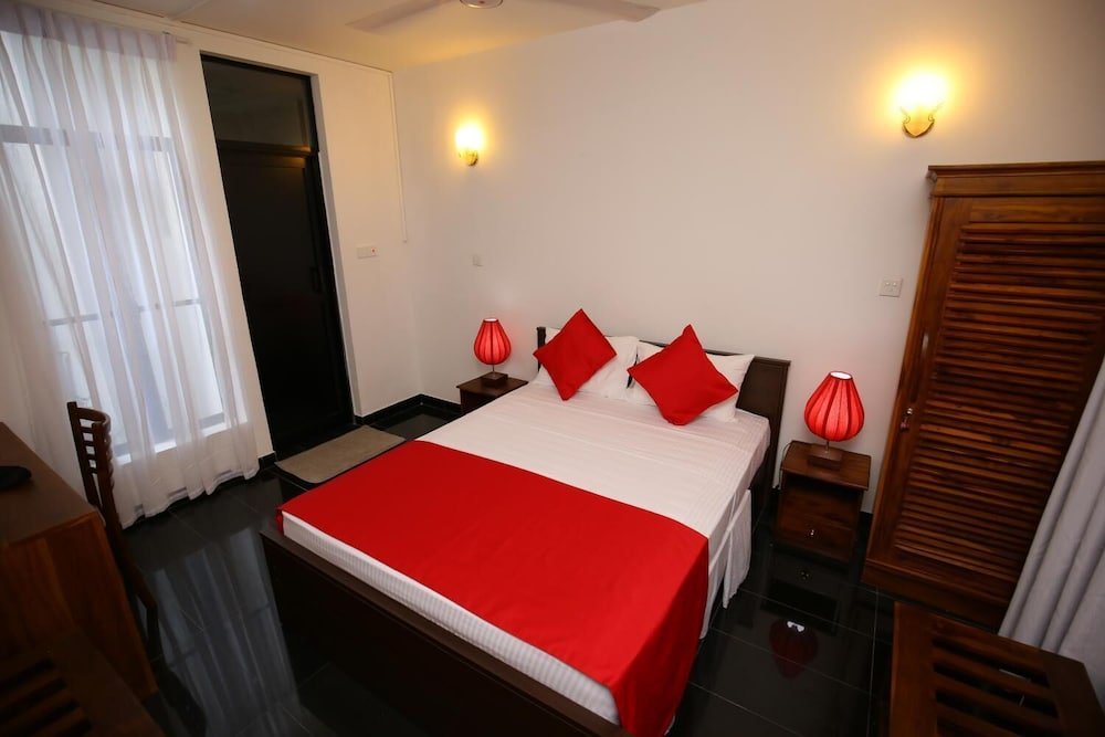 haggai tourist bangalow