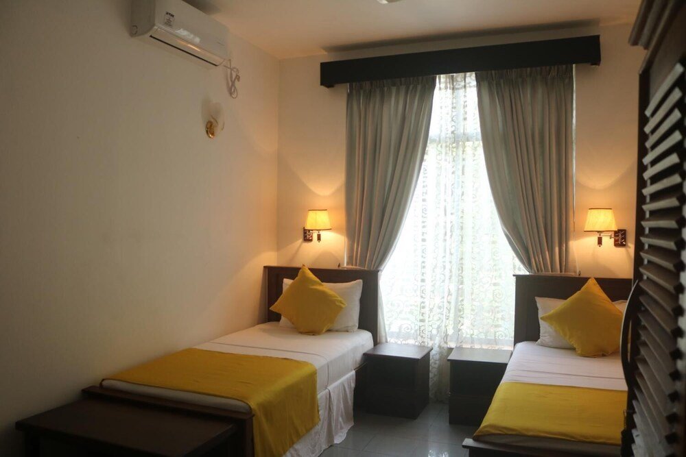 haggai tourist bangalow