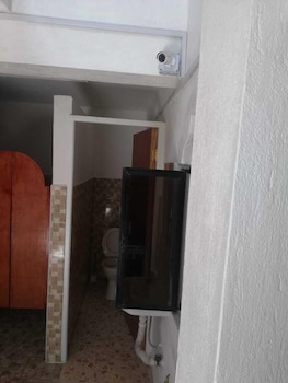 guest house hotel chrisna hostel