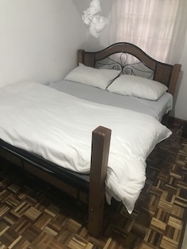 guest house hotel chrisna hostel
