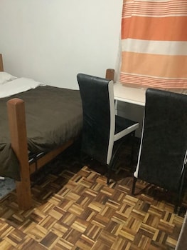 guest house hotel chrisna hostel