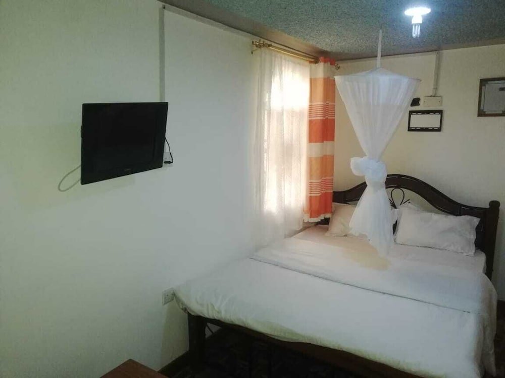 guest house hotel chrisna hostel