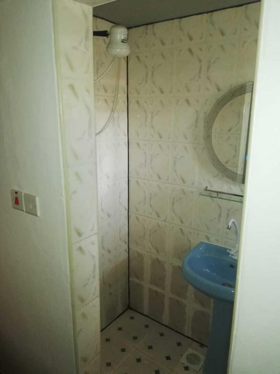 guest house hotel chrisna hostel