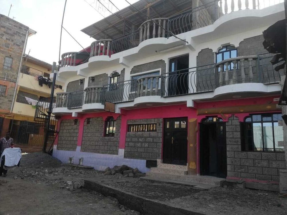 guest house hotel chrisna hostel