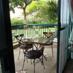 Michelle's Canyon Cove,,2.5 star