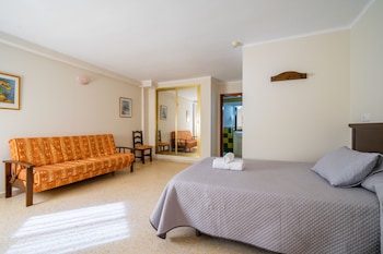 hotel velis