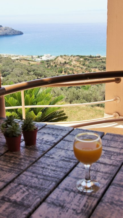 stella in the village suites