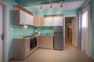 stella in the village suites