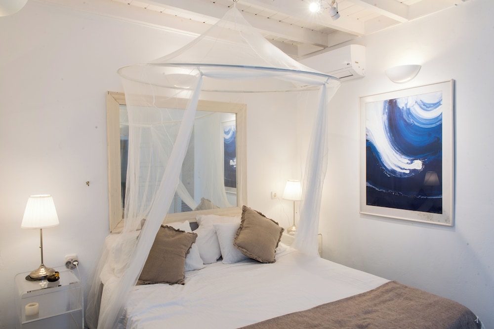 manu mykonos beach villas and bungalows