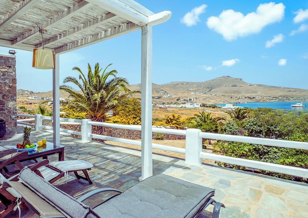 manu mykonos beach villas and bungalows