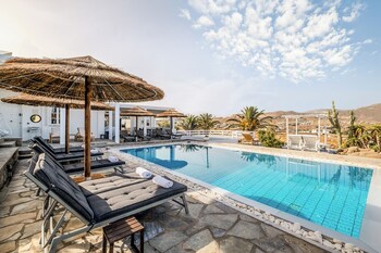manu mykonos beach villas and bungalows