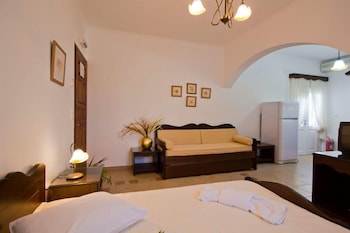 nikos sea view apts milos
