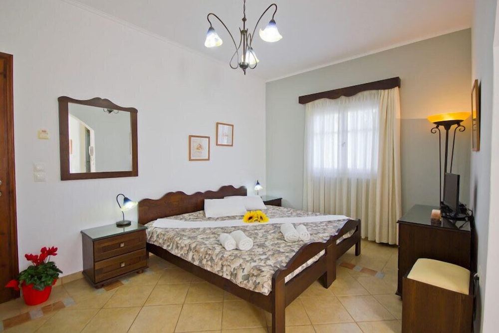 nikos sea view apts milos