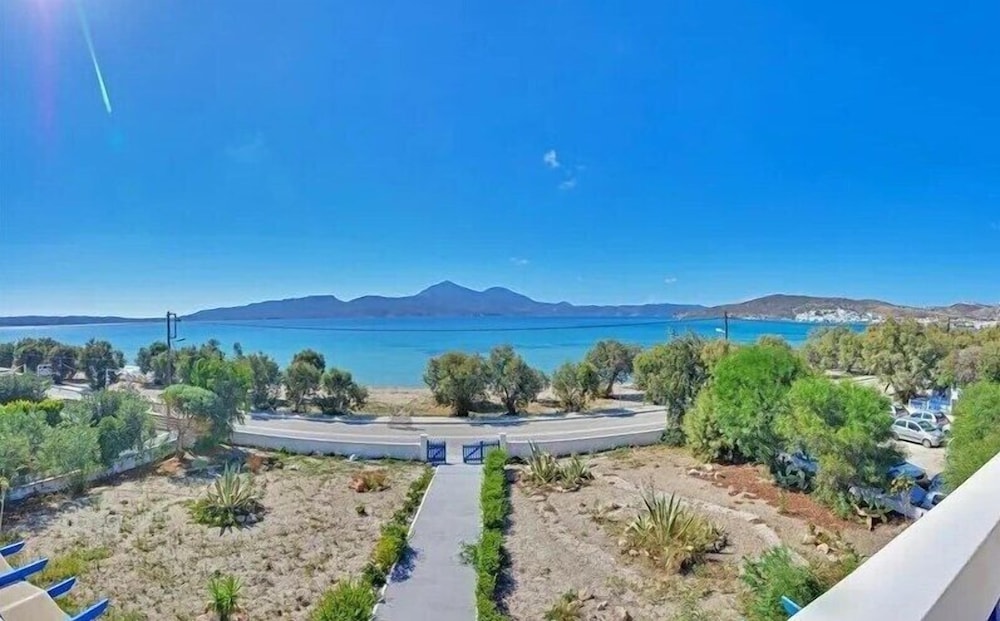 nikos sea view apts milos