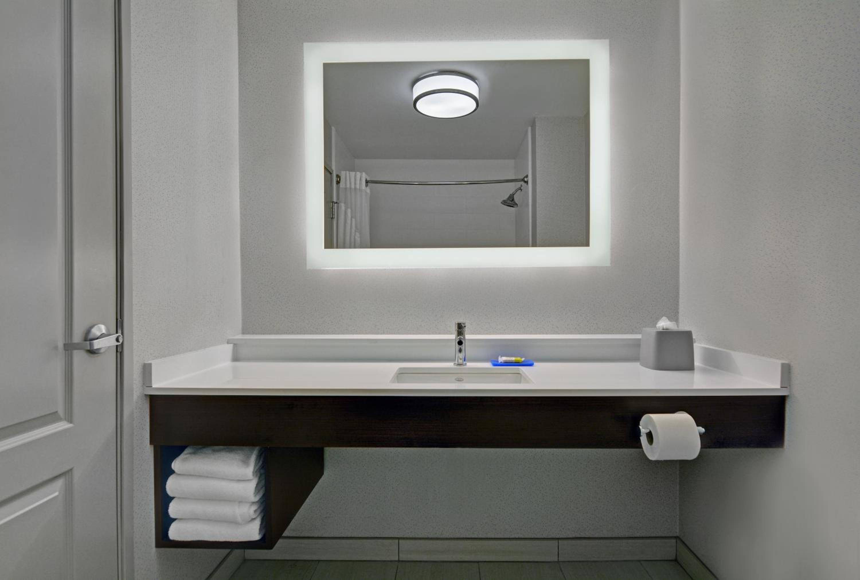 holiday inn express atmore by ihg
