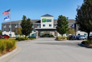 holiday inn express atmore by ihg