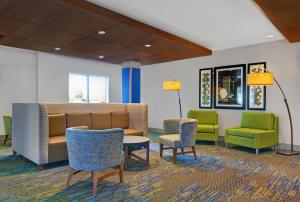 holiday inn express atmore by ihg