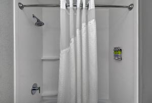 holiday inn express atmore by ihg
