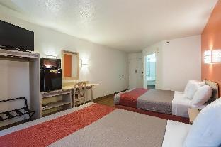 motel 6 dale in