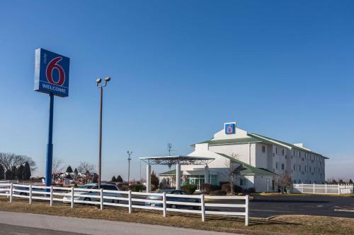 Motel 6 Dale, In,Lincoln City>>Dale,2 star