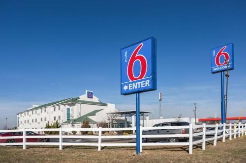 Motel 6 Dale, In,Lincoln City>>Dale,2 star