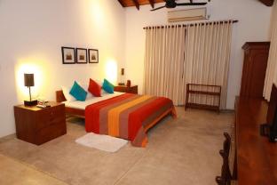 Makuludola Bungalow,,3.5 star