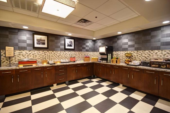 hampton inn auburn