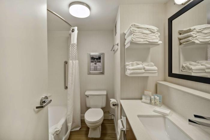 hampton inn auburn